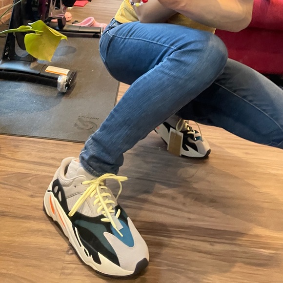 Meet your Posher, Lauren - Picture 5 of 14